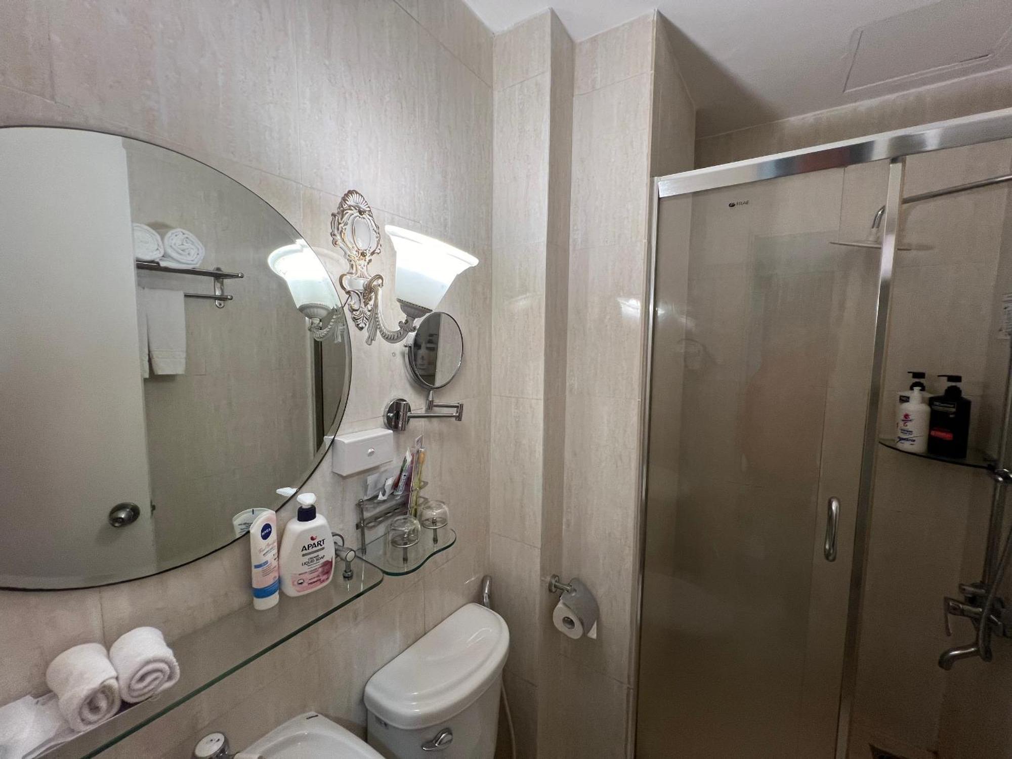 Adela Hotel Ho Chi Minh City Bagian luar foto